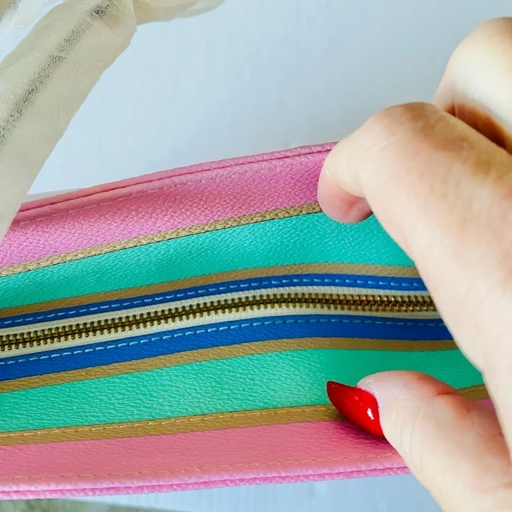 Rare kate spade Eden Street Margareta Tote Bag, Dune Stripe